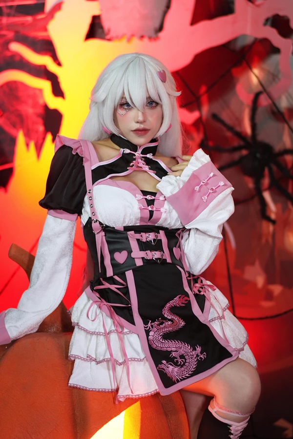 Ảnh Đặng Trà cosplay 6