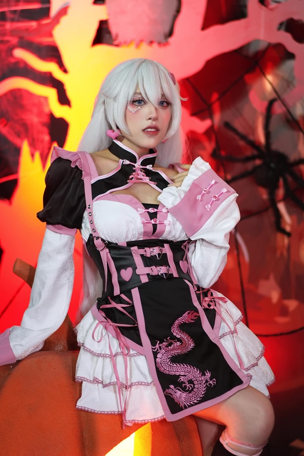 Ảnh Đặng Trà cosplay 7