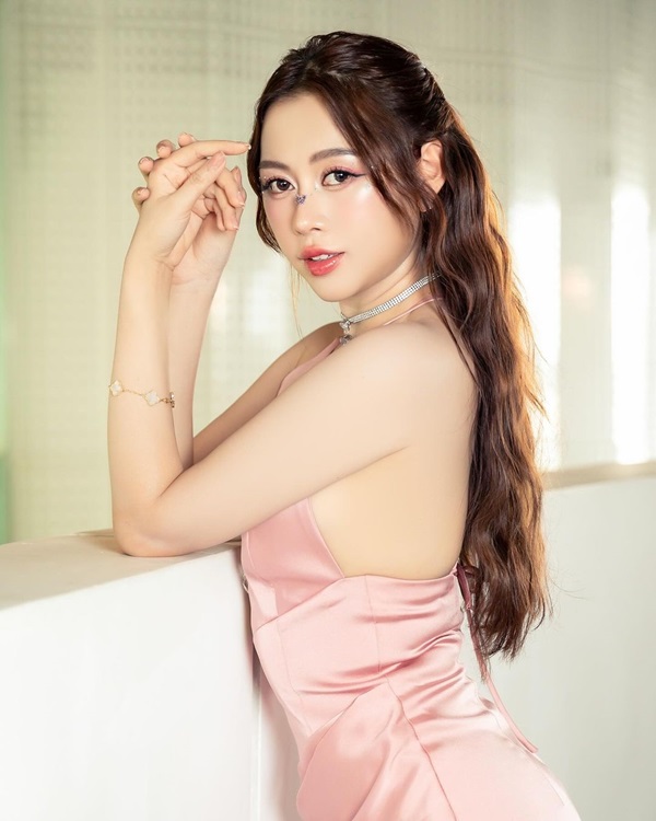 ảnh Việt Phương Thoa sexy 10