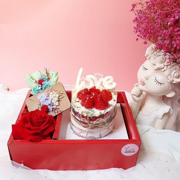 Những mẫu bánh kem valentine 4