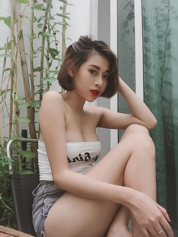 Việt Phương Thoa sexy 2