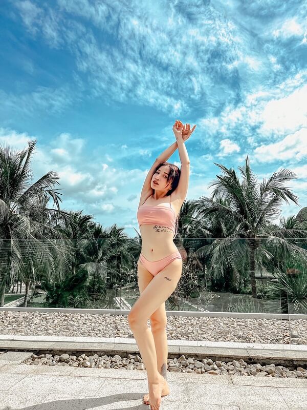 khả như mặc bikini 2