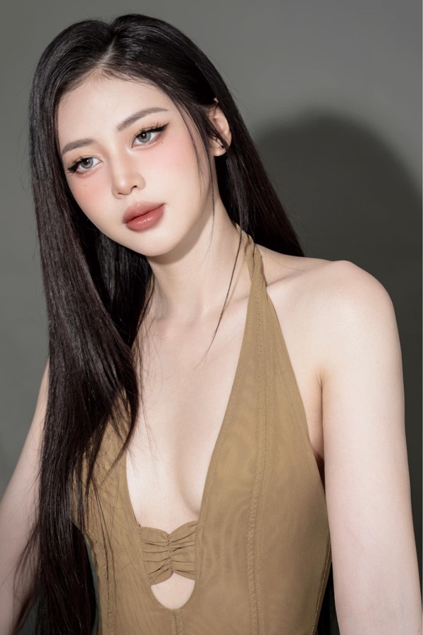 ảnh liz Kim Cương sexy 8