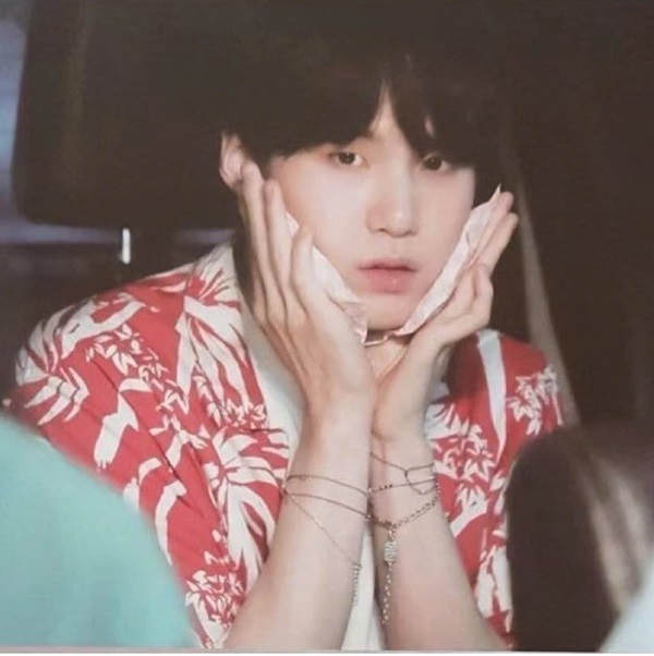 Suga cute 38