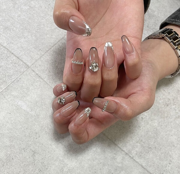 Màu nail đẹp tôn da 4