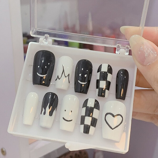 Mẫu nail box  6