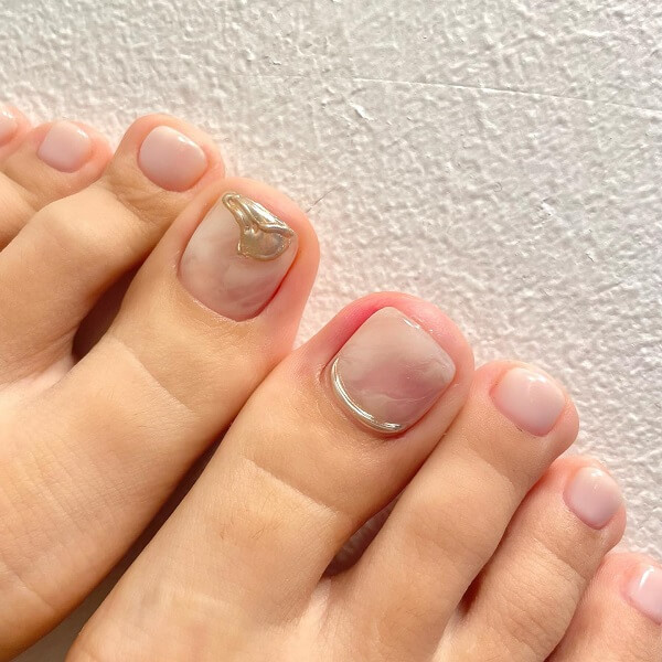 Những mẫu nail chân đẹp nhẹ nhàng 13