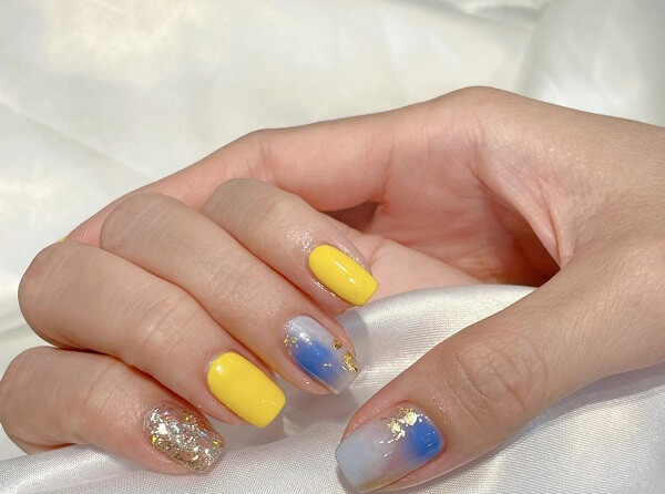 Mẫu nail màu vàng 6