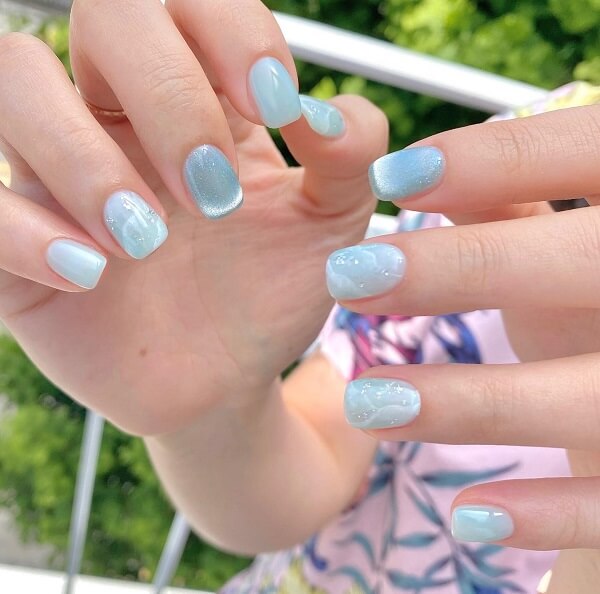 nail màu xanh pastel 8