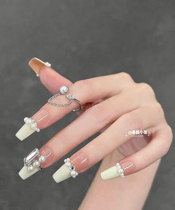 Mẫu nail ombre hồng 3