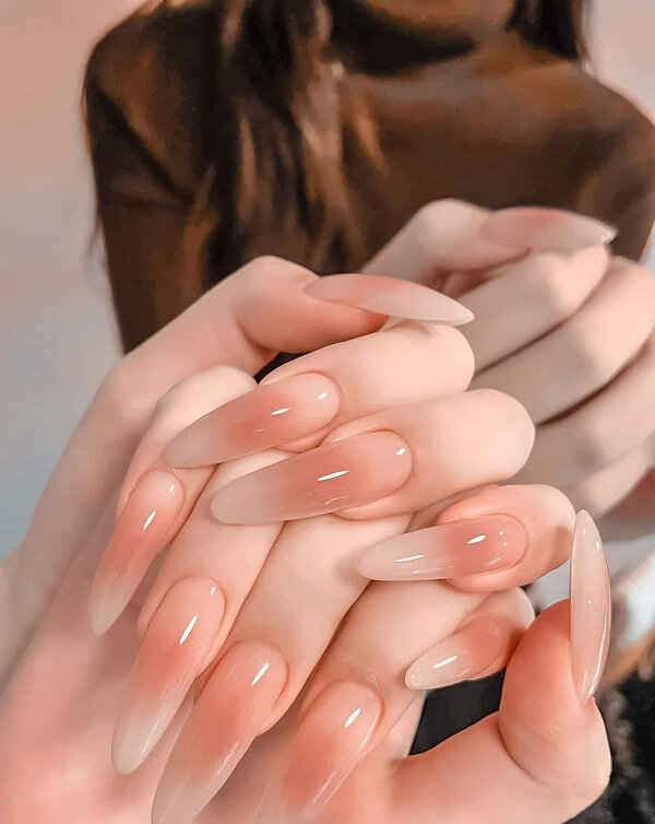 Mẫu nail ombre hồng 6