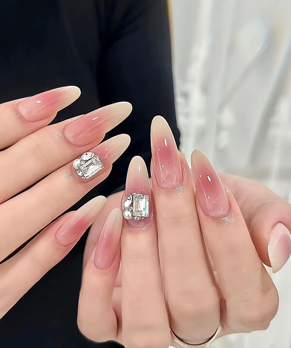 Mẫu nail ombre hồng 9