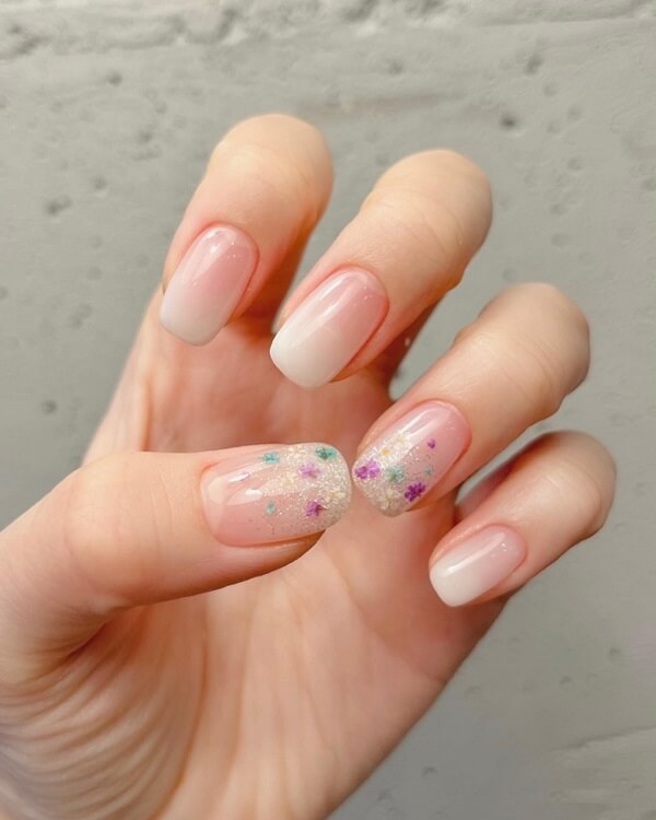 Mẫu nail tay đơn giản 1