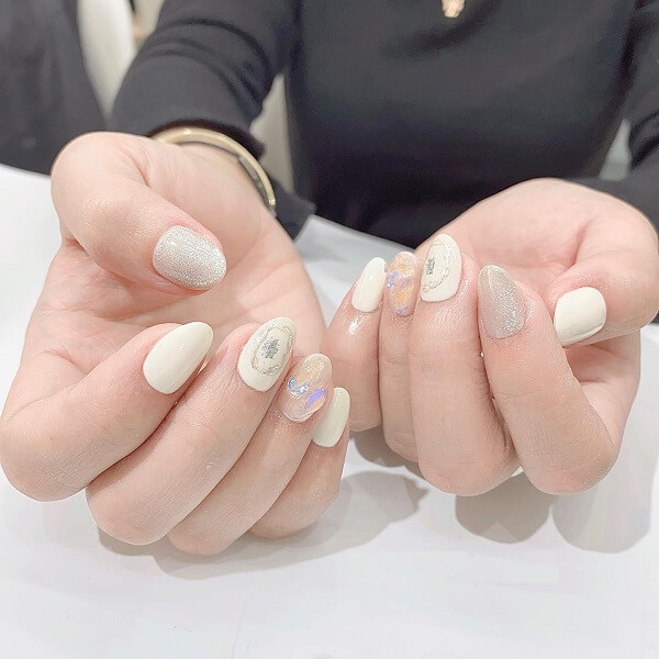 Nail trắng sữa 4