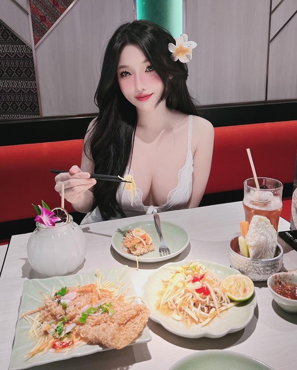 ảnh Duyên Híp sexy 21