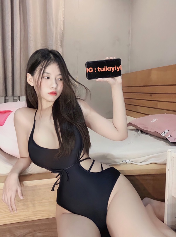 ảnh Trương Khả Di bikini 10