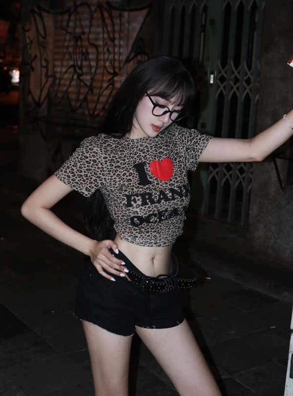 Mai Phương Bùi sexy 41