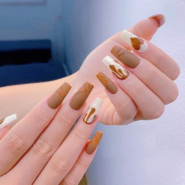 Mẫu nail màu nâu 6