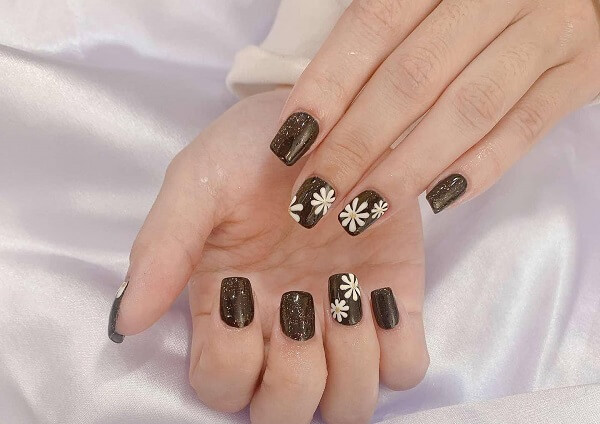 Mẫu nail vintage 12