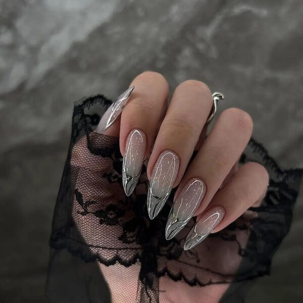 mẫu nail kim tuyến đơn giản 4