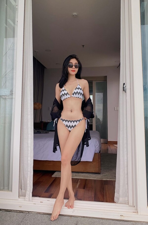 Phạm Huỳnh Gia Thảo bikini 8