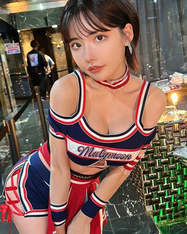 Ảnh Eimi Fukada sexy 17