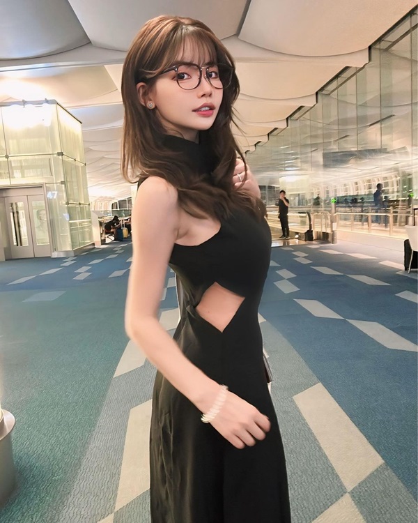 Ảnh Eimi Fukada sexy 8