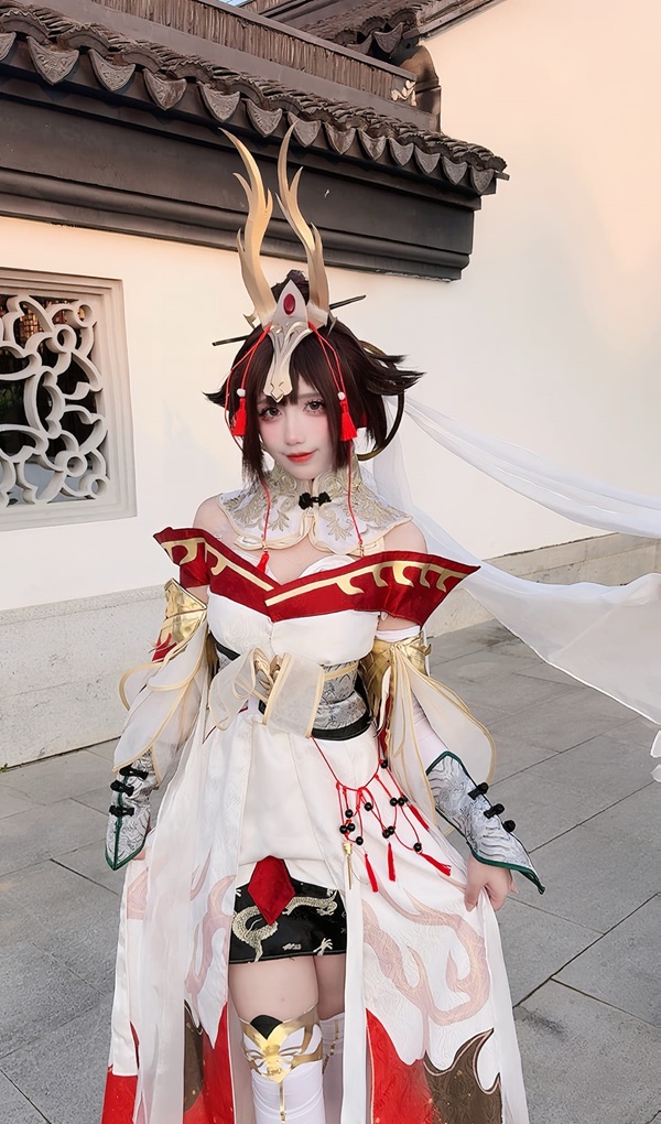 Ảnh gái xinh cosplay 39