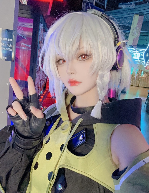 Ảnh gái xinh cosplay 40