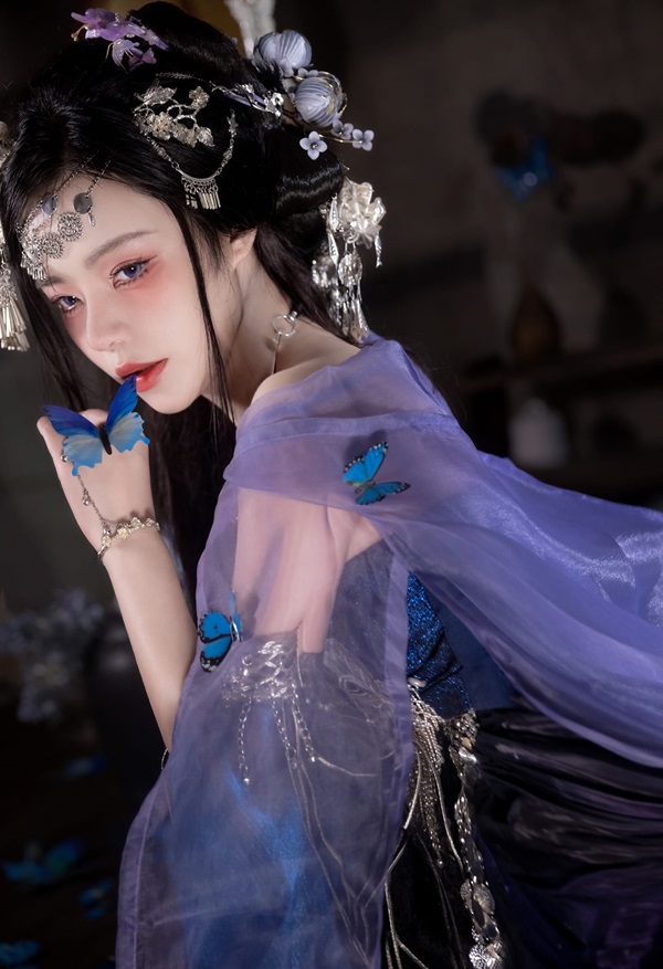 Ảnh gái xinh cosplay 79