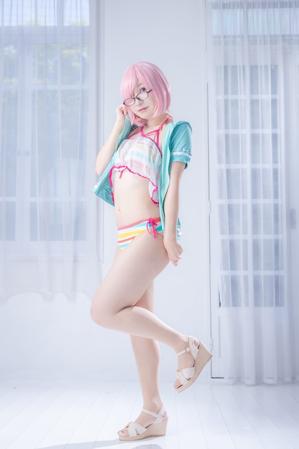 Ảnh Mash Kyrielight cosplay 7