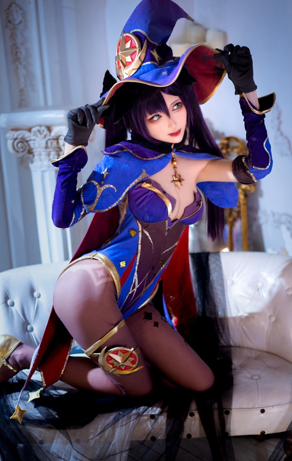 Ảnh Mona cosplay 10