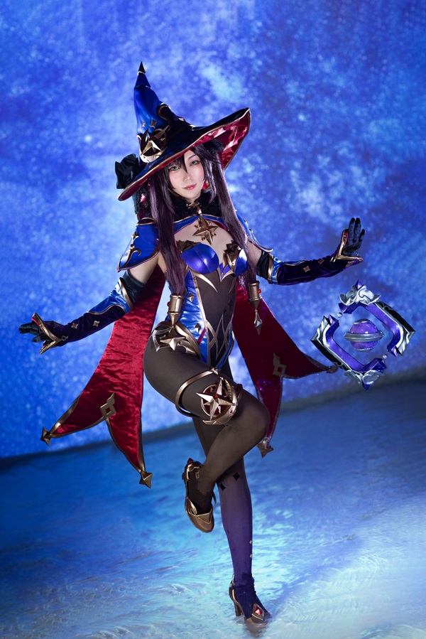 Ảnh Mona cosplay 33