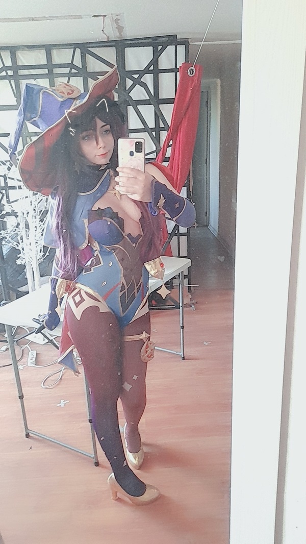 Ảnh Mona cosplay 8