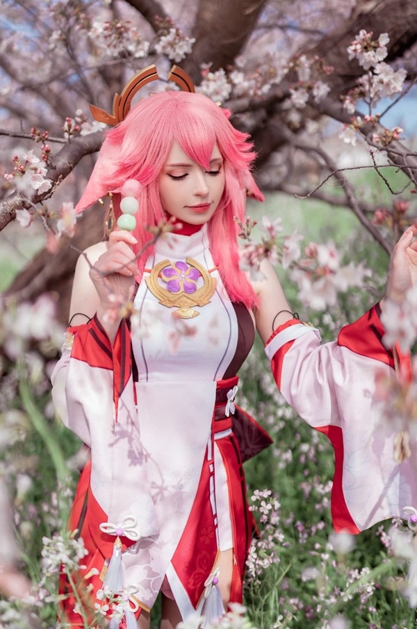 Ảnh Yae Miko cosplay 24