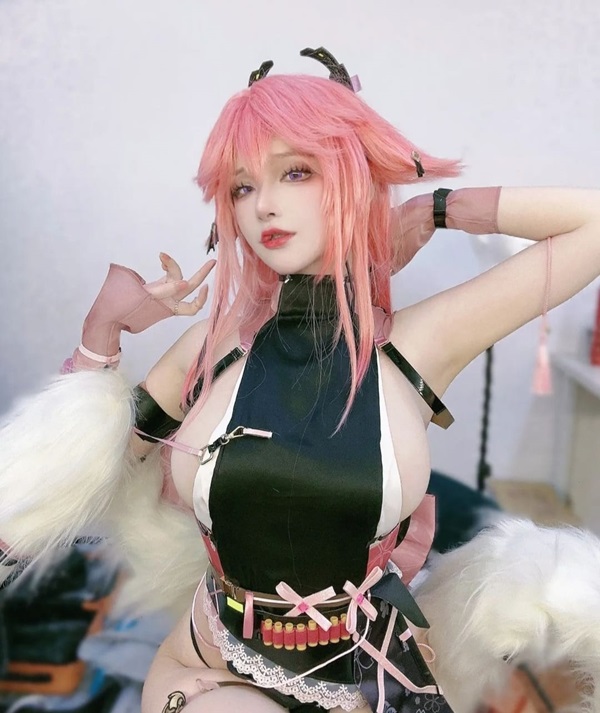 Ảnh Yae Miko cosplay 28