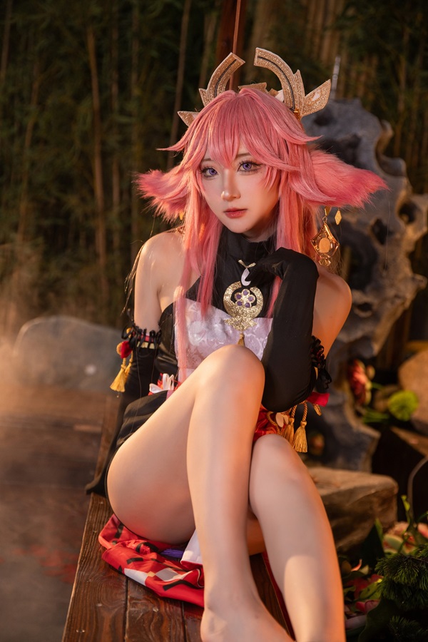 Ảnh Yae Miko cosplay 36