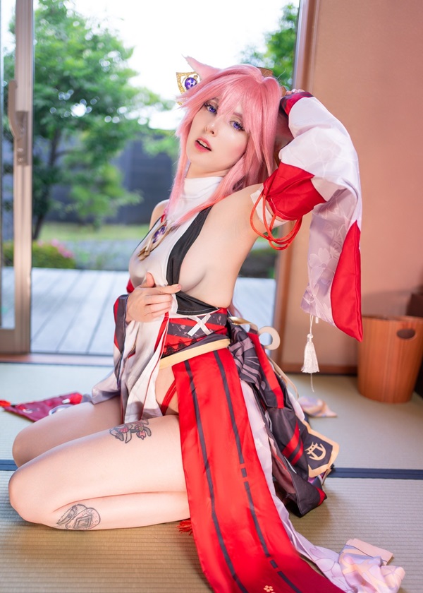 Ảnh Yae Miko cosplay 6